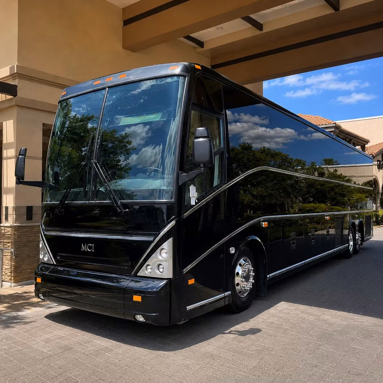 airport transfers to john glenn columbus international airport