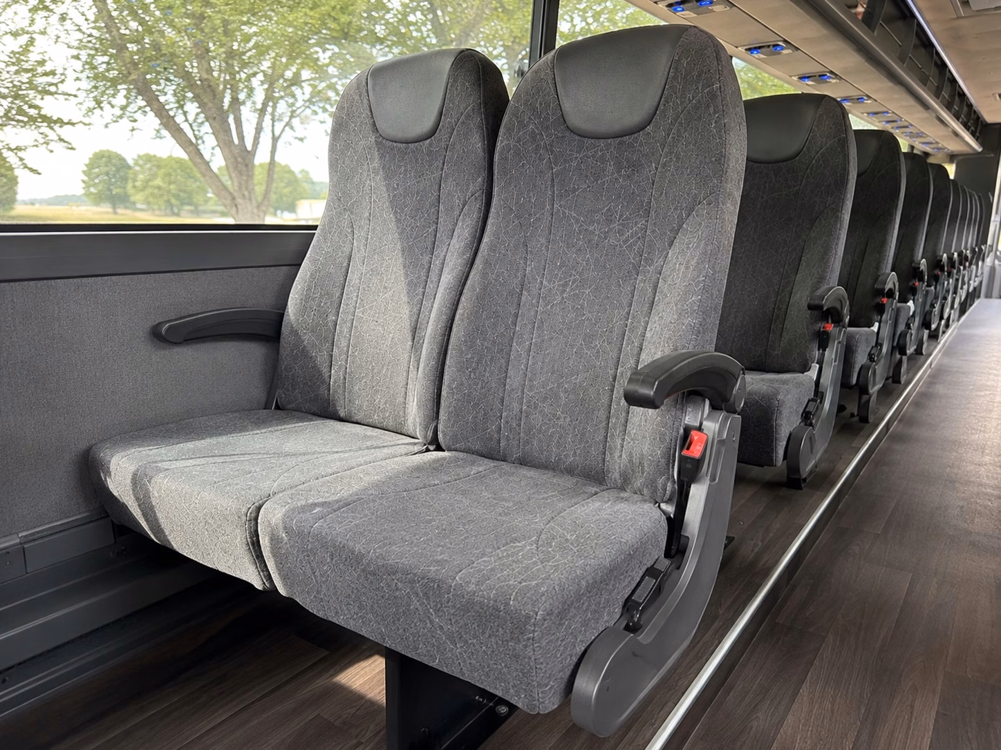 book wedding transportation in columbus or any city nearby