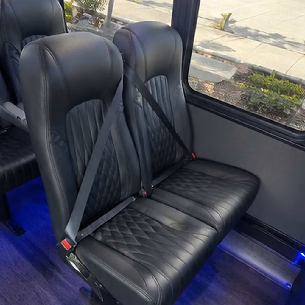 columbus 35 passenger minibus rental