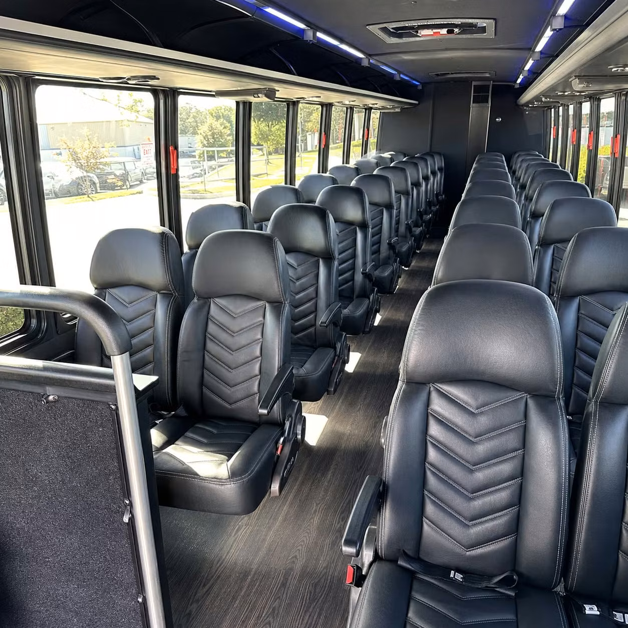 columbus prom minibus rentals the perfect fit for smaller groups
