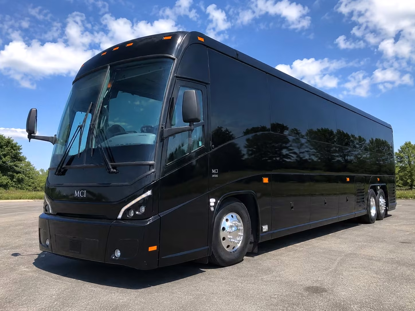 columbus zoo and aquarium field trip shuttle bus rentals